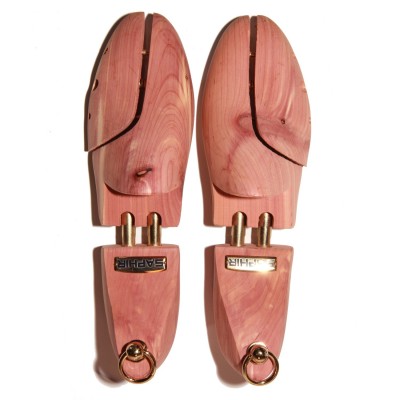 saphir cedar shoe trees